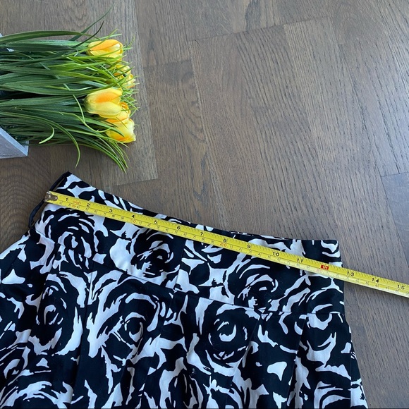 Forever21 black and white floral tulle skirt. S - Picture 8 of 8